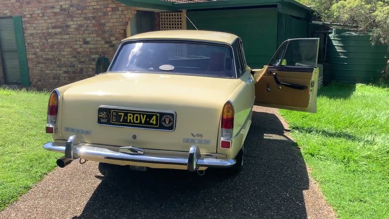 Classic car, V8 start up and walk round - Rover P6b 3500
