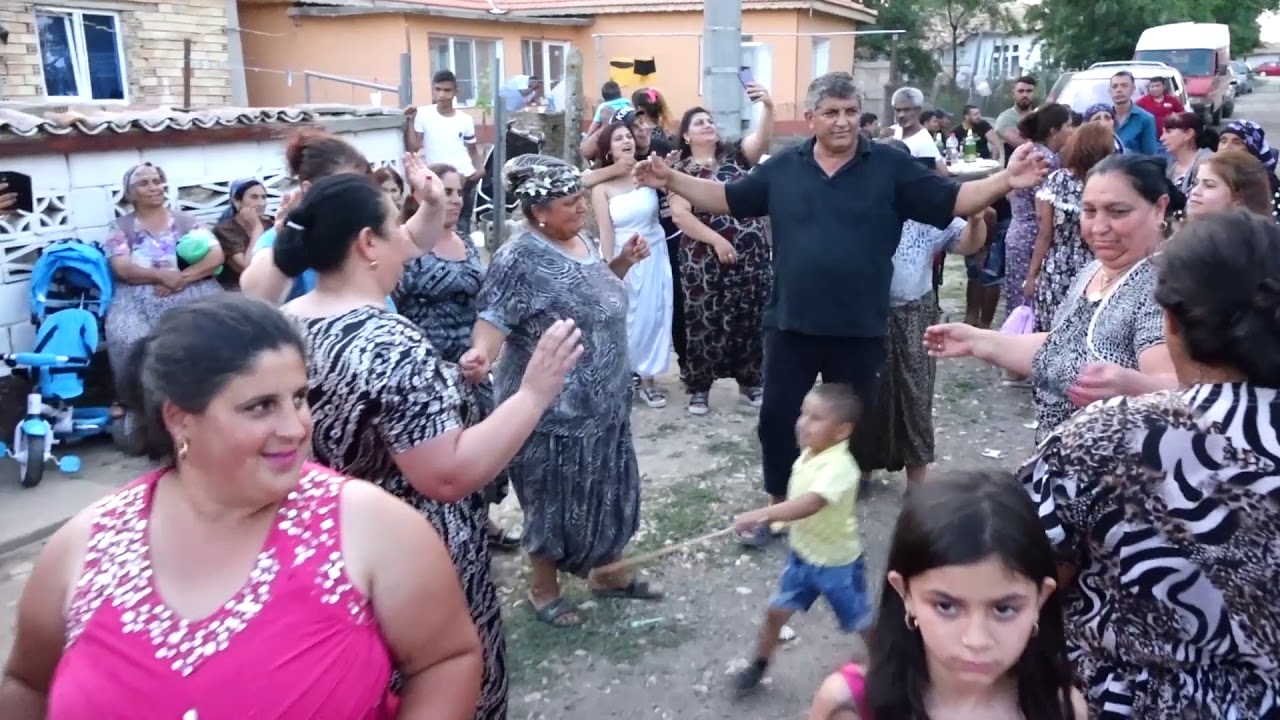 Şemsiye & Salim Tatlı Rakı 2 Bölüm Vılnari