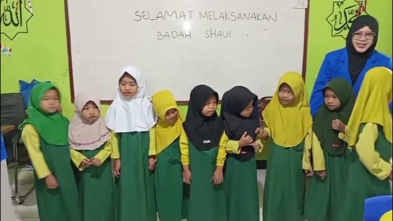 Praktek mengajar di Kober al-insyiroh (lewigoong) PIAUD5-B
