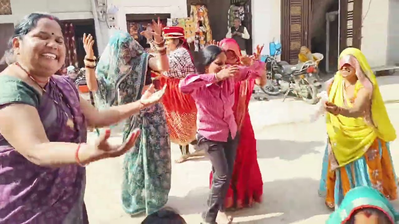 गोरी तुमे देखेंगे कितने गुंडा लाई हमें क्या देखोगे ट्रेन भरे चली आई Gori tumhe dekhenge kitni rupaiy