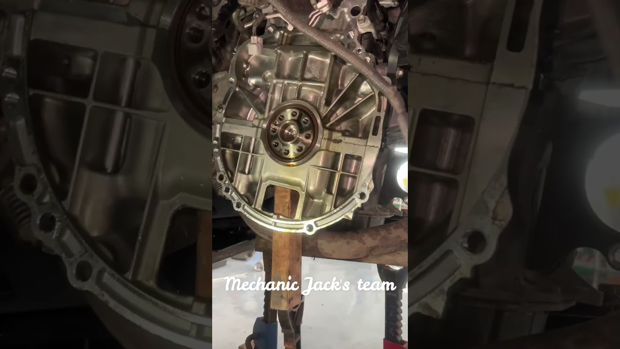 Fixing Toyota Alphard Flywheel Oil Leaking