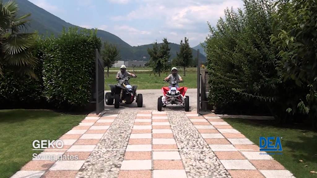 Automazione per cancelli ad anta con braccio articolato - GEKO by Dea System