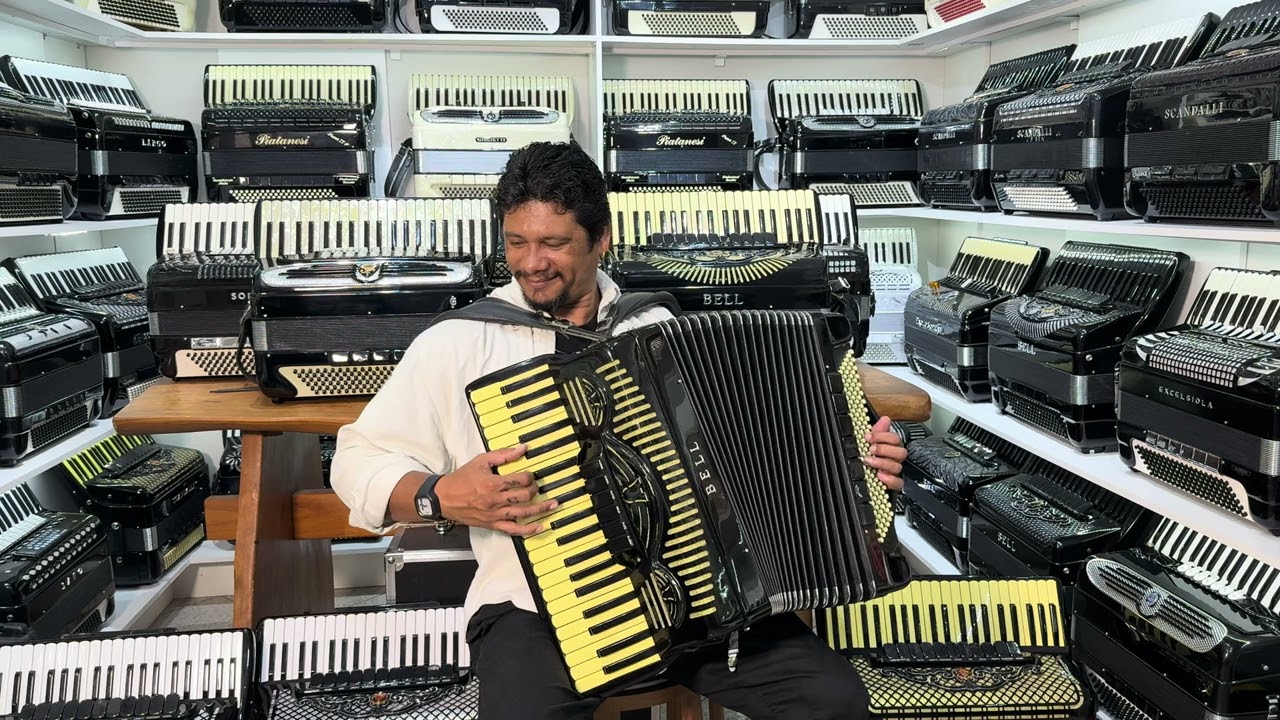 Acordeon Bell Galaxie dupla ressonância violin