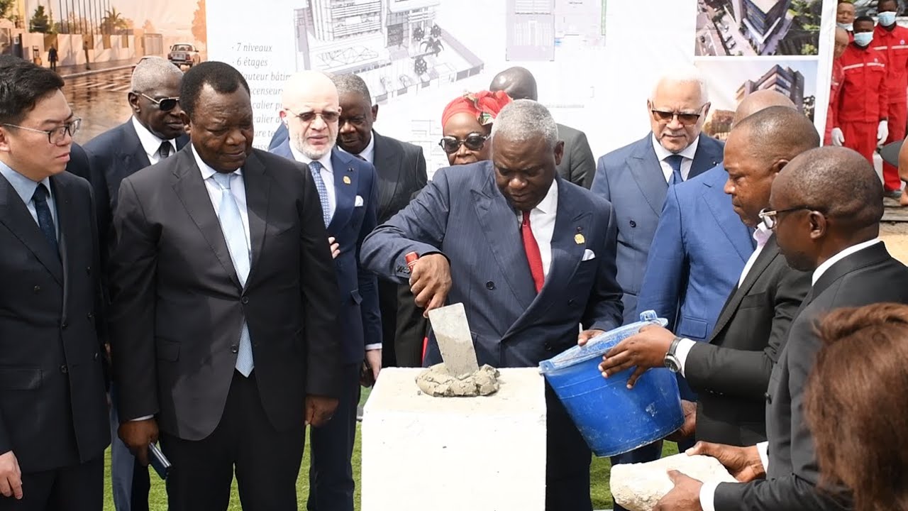 CÉRÉMONIE DE POSE DE LA PREMIÈRE PIERRE DE LA CITÉ ADMINISTRATIVE DES HYDROCARBURES À POINTE NOIRE
