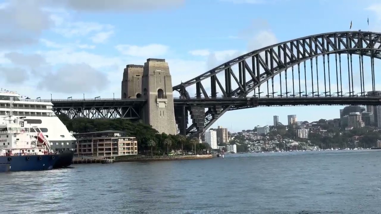 Welcome to Sydney Opera House famous tourist spot in Sydney Australia 🇦🇺 