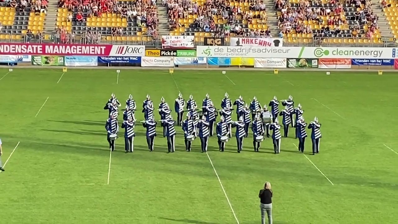 Showband Takostu Stiens - Show WMC 2022 - Different Timelines