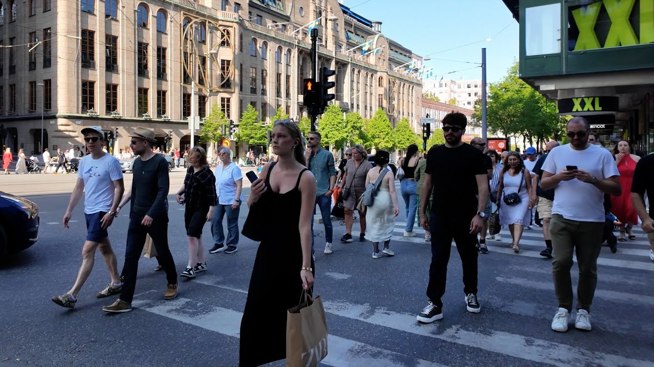 Stockholm, Sweden - Hottest Day in September ever | Stureplan to Gamla Stan