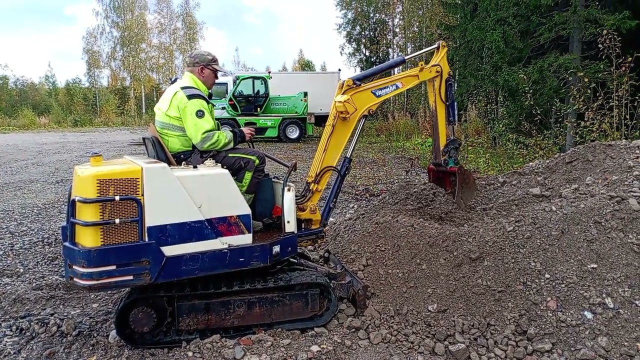 Yanmar B12-1 minikaivuri