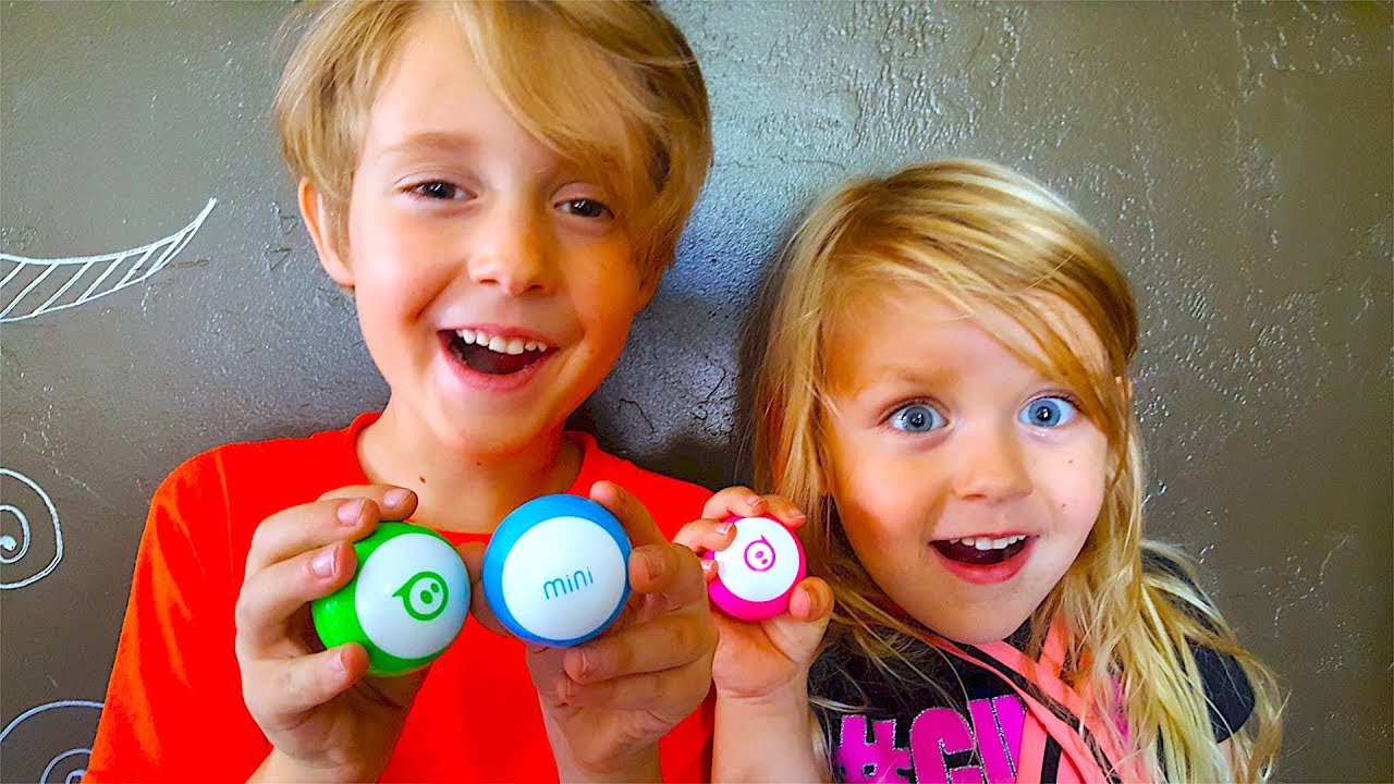 PLAY TESTING THE NEW SPHERO MINI WITH KIDS!