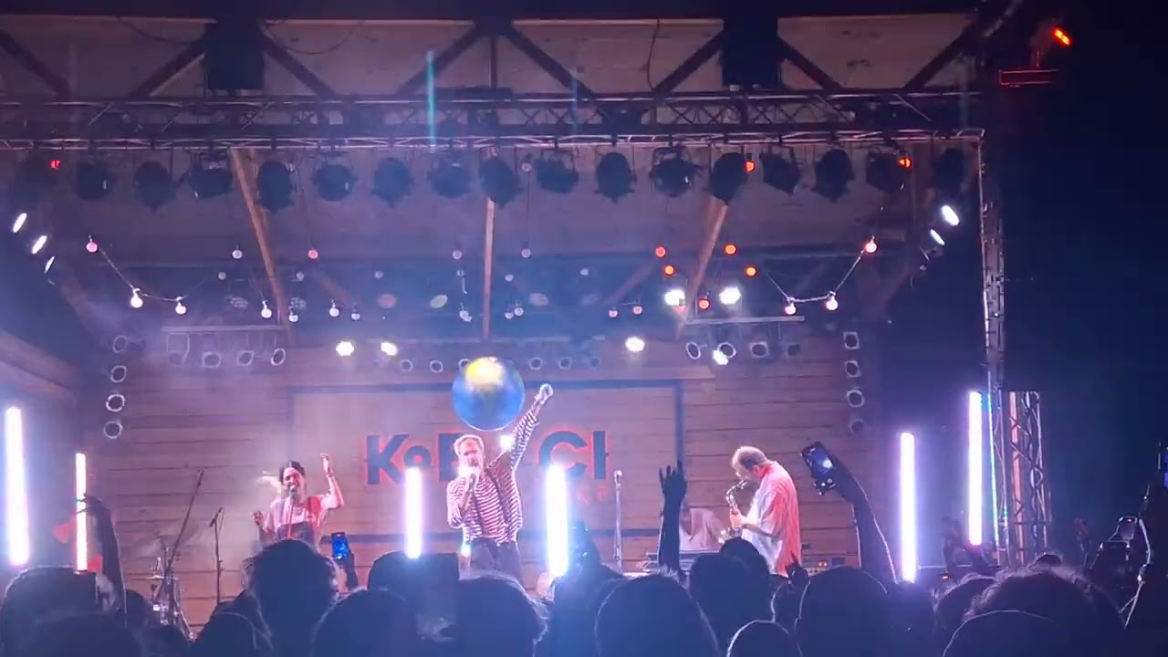 Co Lee Live Band 08.04.