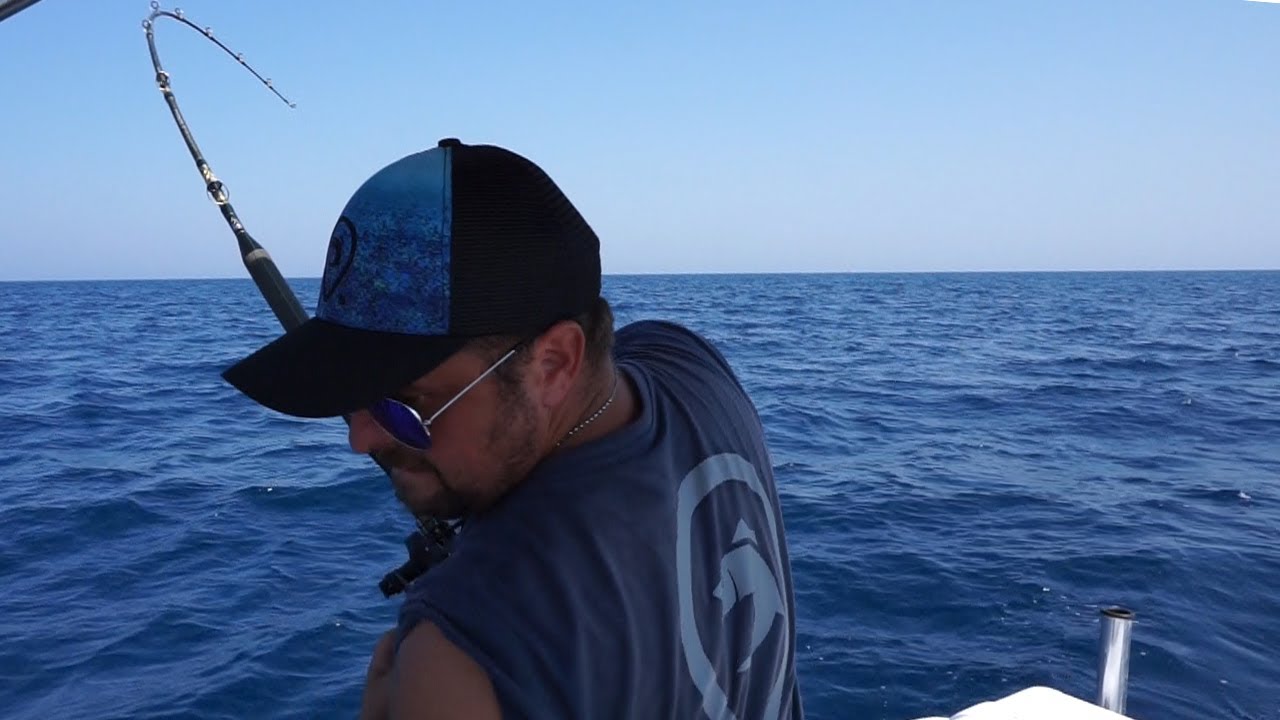 PESCATONA da brividi a TRAINA con il vivo. MISSIONE RICCIOLA