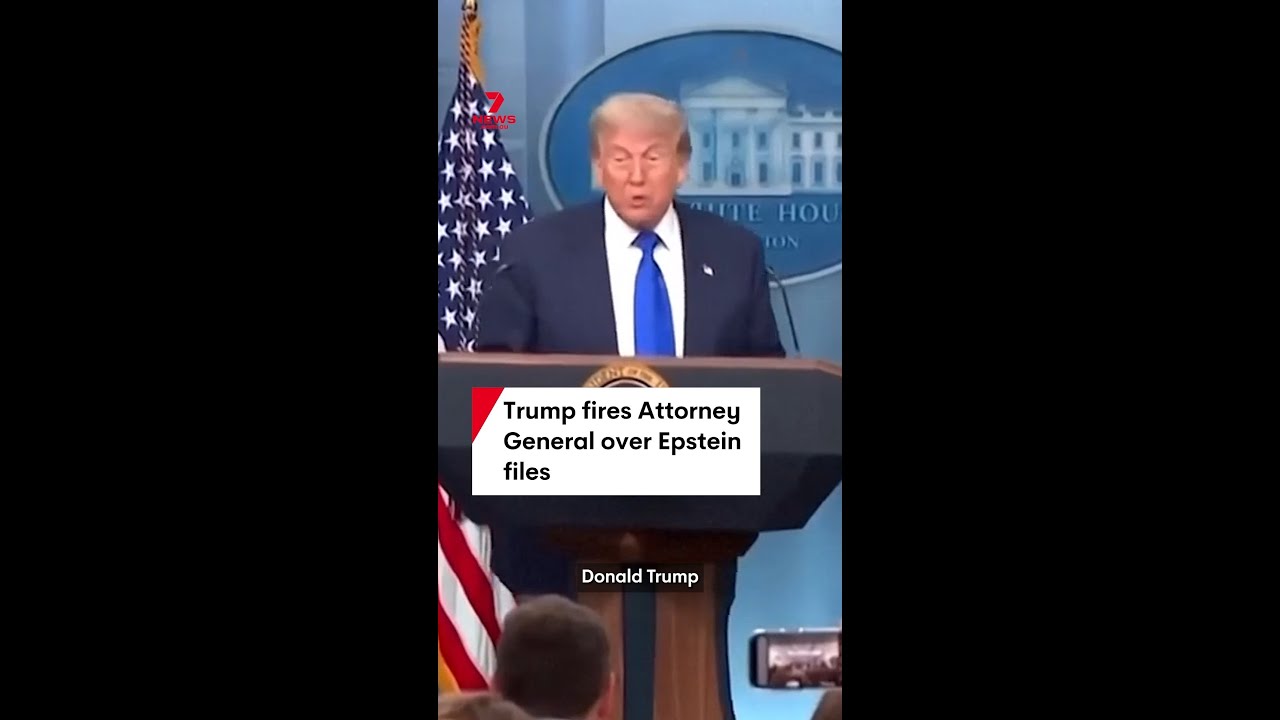 Президент США Дональд Трамп уволил генерального прокурора Пэм Бонди.