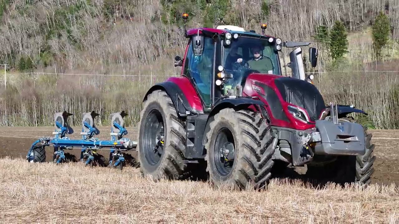 Valtra T255 | Överum Vari Flex CX