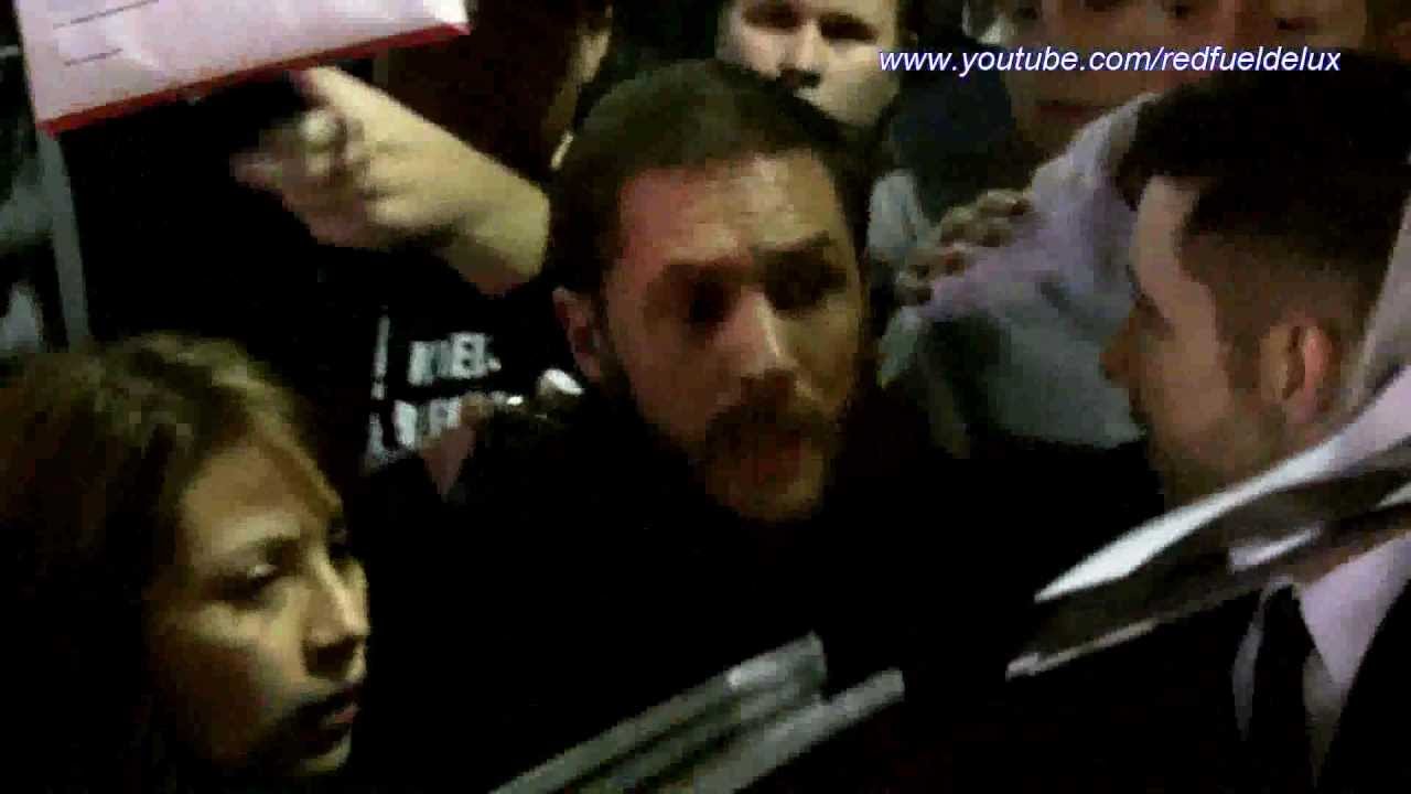 Actor - Tom Hardy Gets Mobbed For Autographs After Film Premiere - 2012