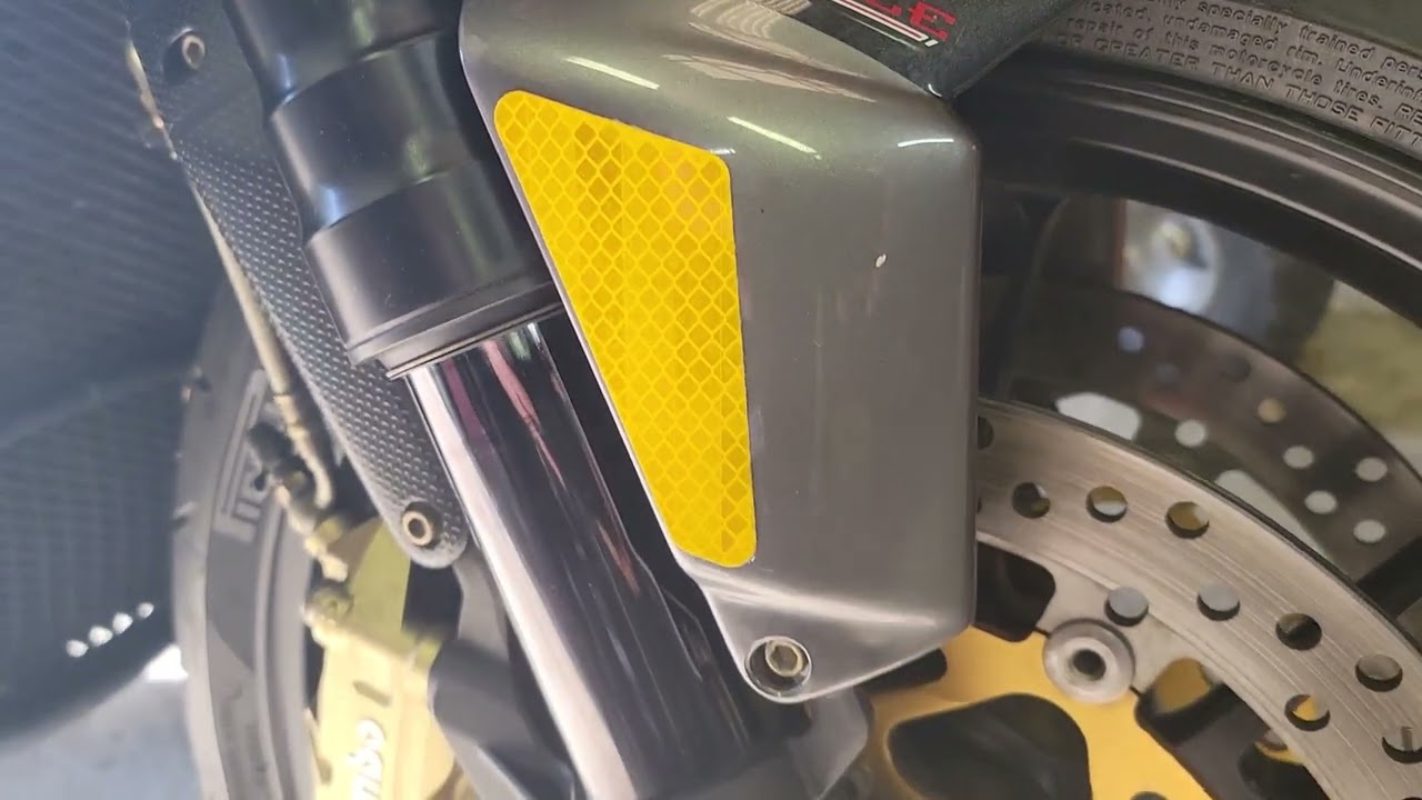 2006 MV Agusta Brutale 910R walkaround