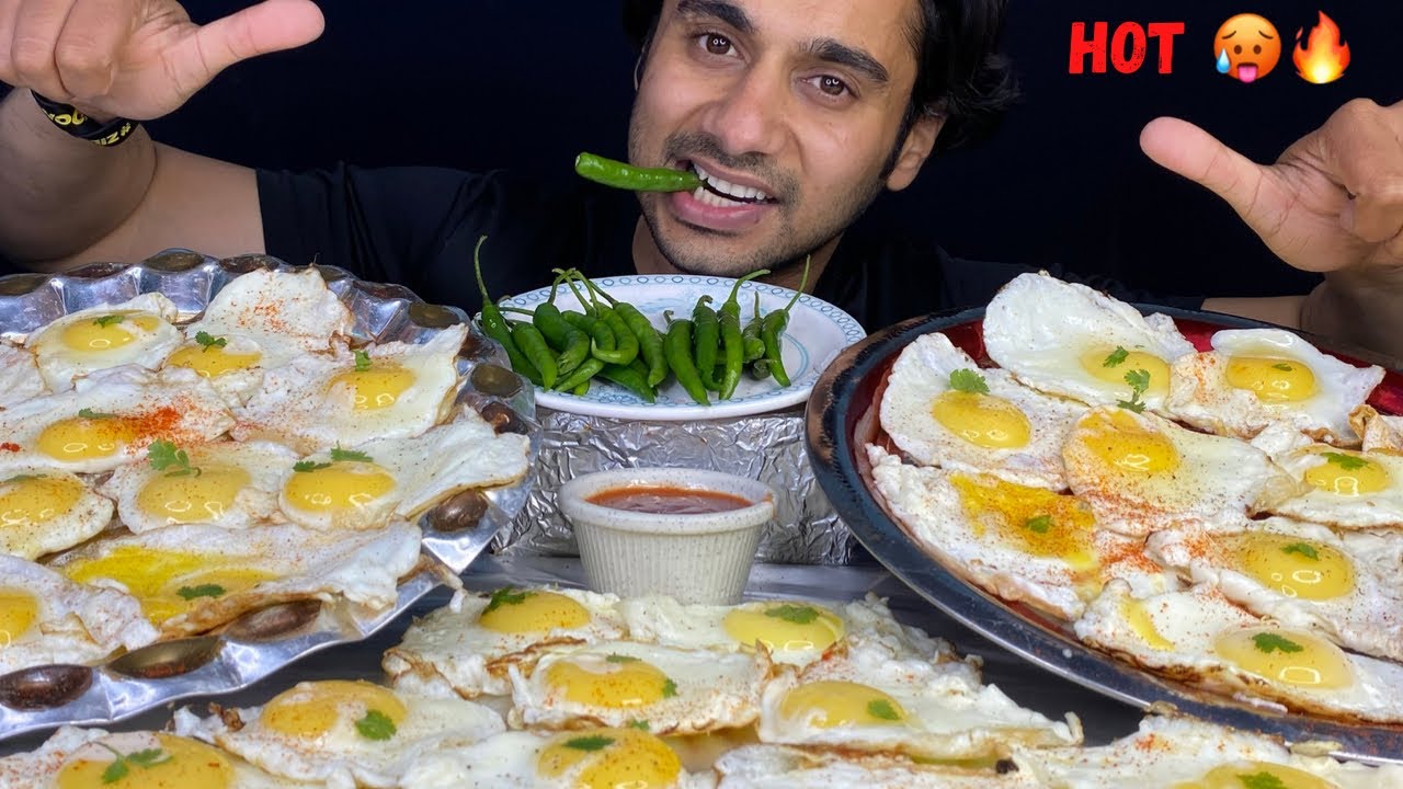 30 🥵SUNNY SIDE UP EGGS 🥚EATING CHALLENGE 🍳 |  HALF FRY EGG CHALLENGE🔥  WITH  CHILLIES 🌶 🥵|
