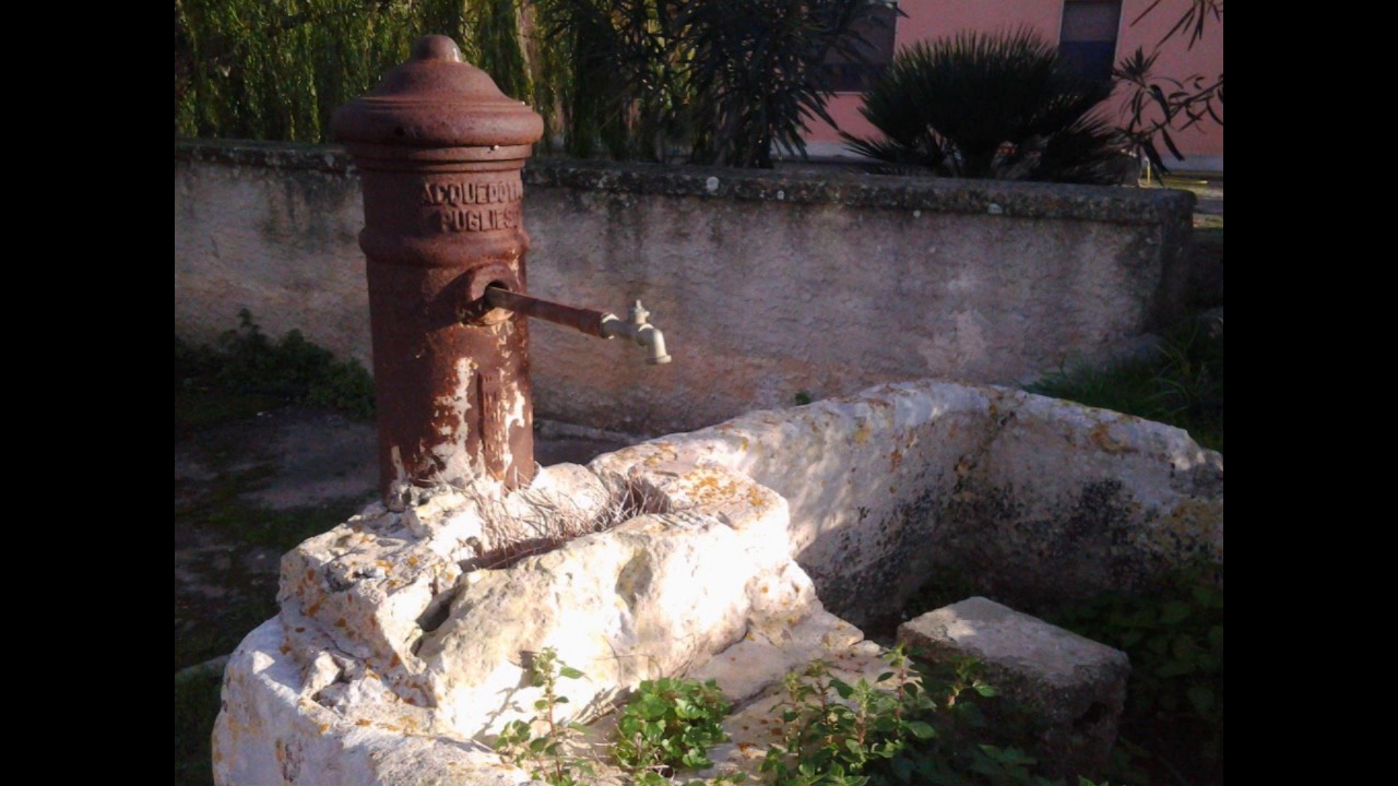 Teto D'Aprile - La storia delle Vecchie Fontanelle  - raccolta di immagini storiche.