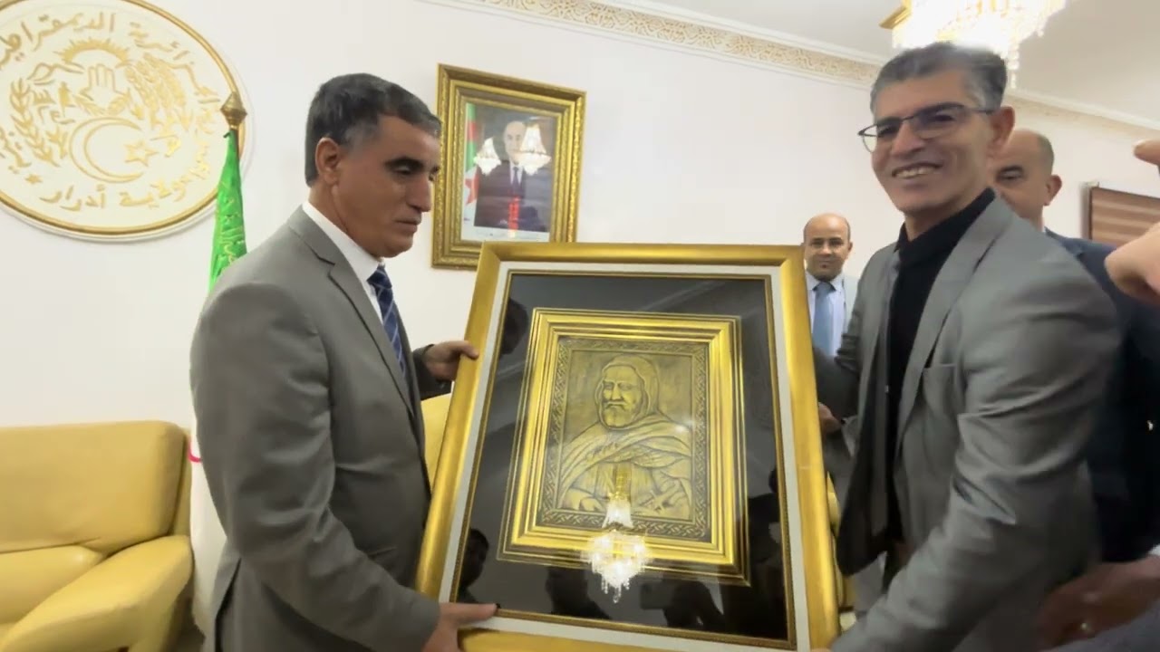 ولي ولاية ادرار يستقبل الوفد من ولاية تيارت في اول رحلة جوية 