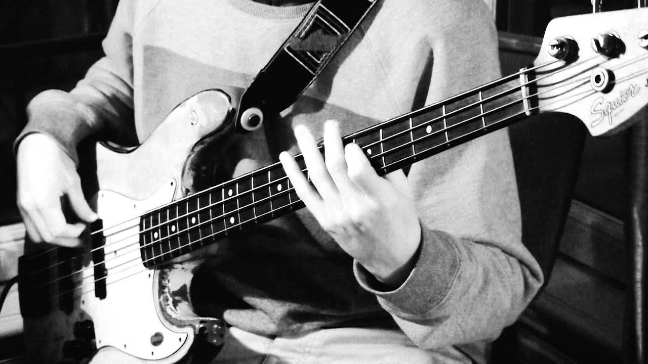 Joe Jackson - Fools in Love (bass Cover)