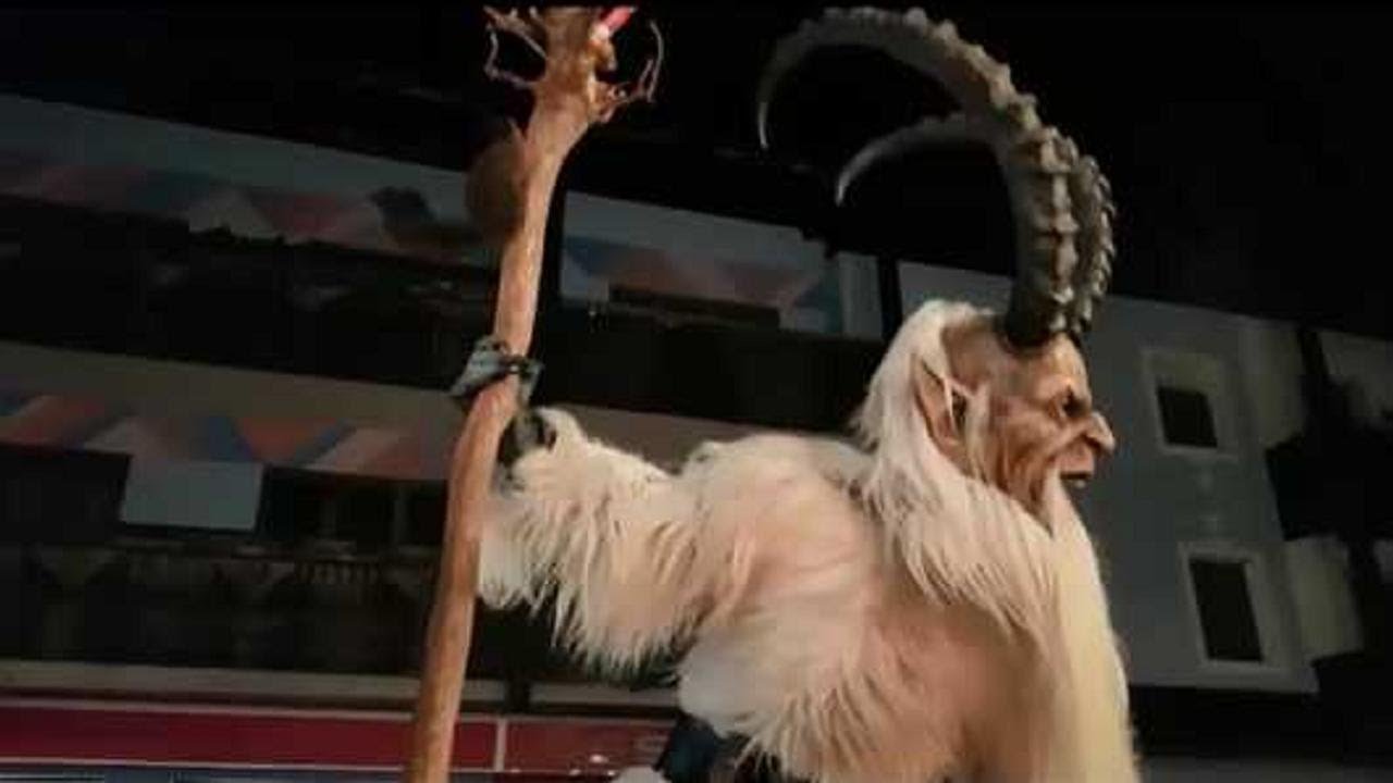 La spaventosa sfilata dei Krampus in centro a Carezza, Val d'Ega