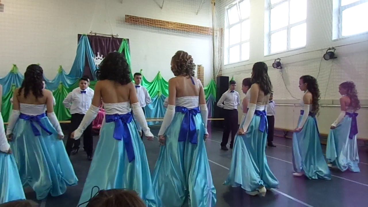 Farsang - 2019 - Felsőnyárád - A hetedikesek angol keringője