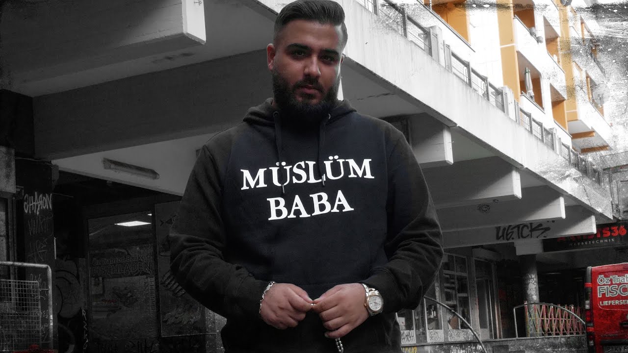 HAYAT - M&Uuml;SL&Uuml;M [OFFICIAL MUSIKVIDEO] (Prod. by Ata Beatz )