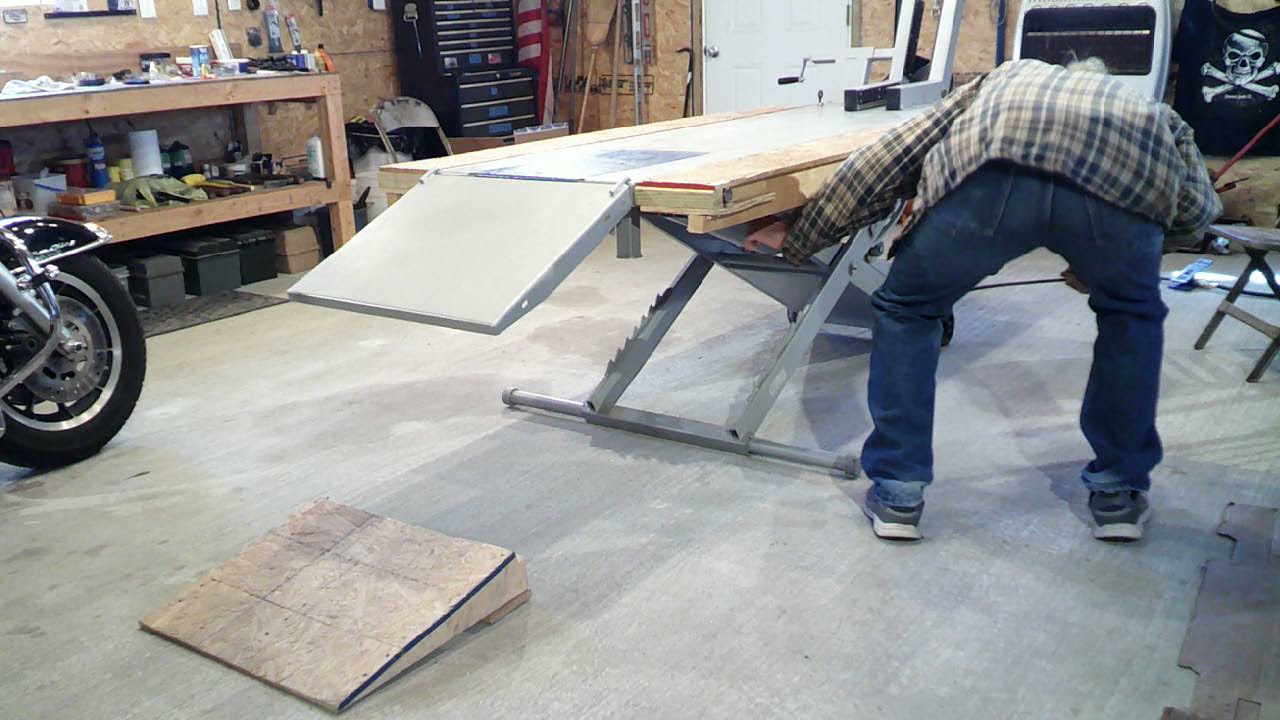 Auto Lift 1000M Motorcycle lift table