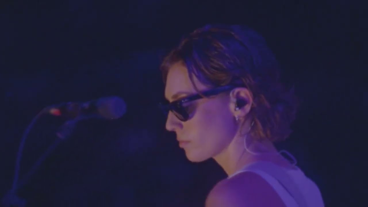 The Beaches - Takes One To Know One (Live at Budweiser Stage)