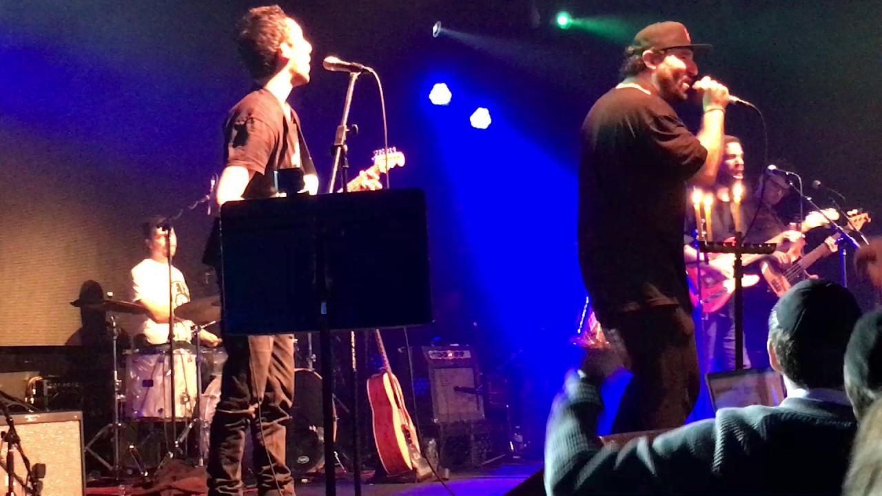Keep holding on - Moshav Band