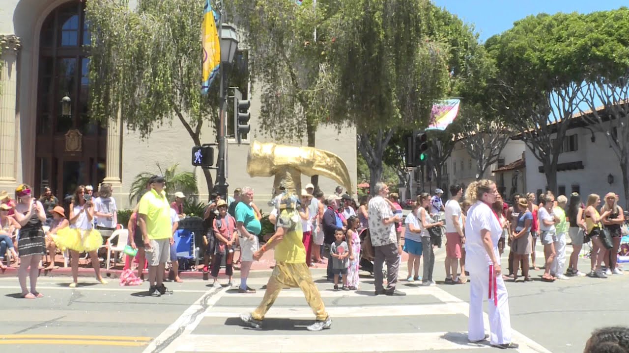2015 Santa Barbara Summer Solstice Celebration parade