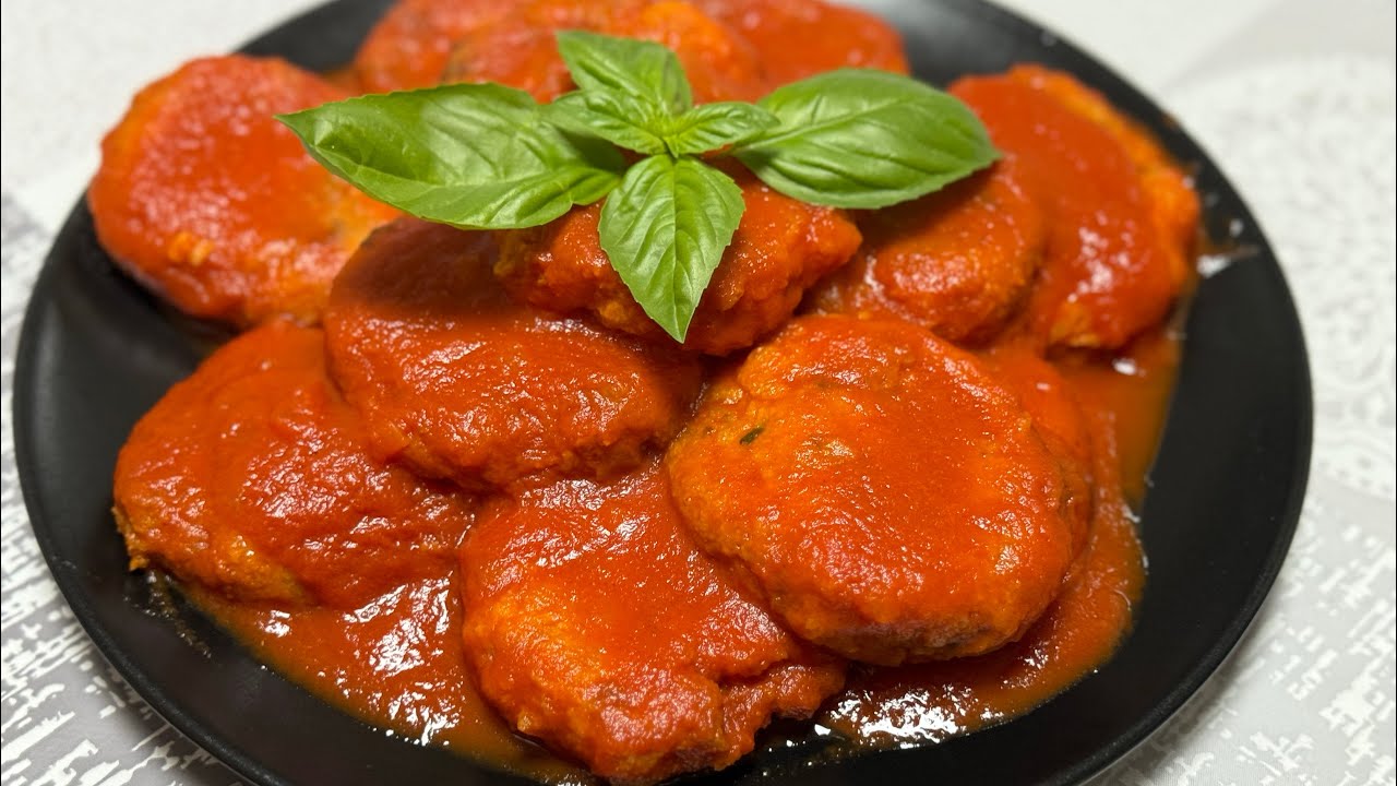 Polpette di pane al sugo