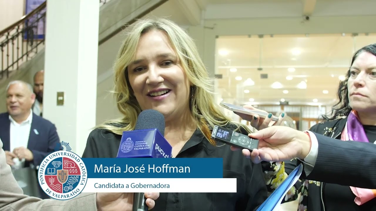 Candidata y candidatos a gobernador debaten en la PUCV