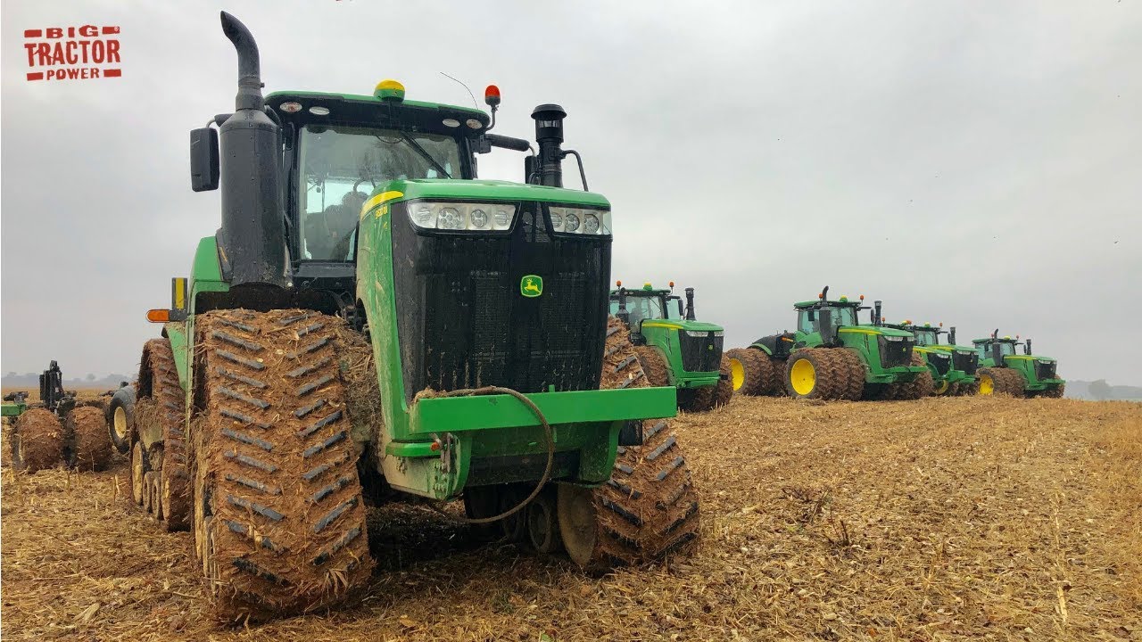 9 JOHN DEERE Tillage Tractors Race the Rain