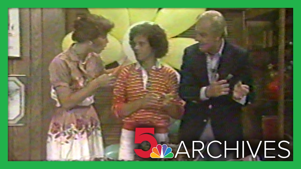 1982: Fitness guru Richard Simmons joins 'Midday AM' for a cooking demonstration