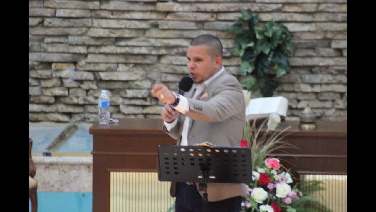 Evangelista Bryan Caro - Agosto 11, 2015
