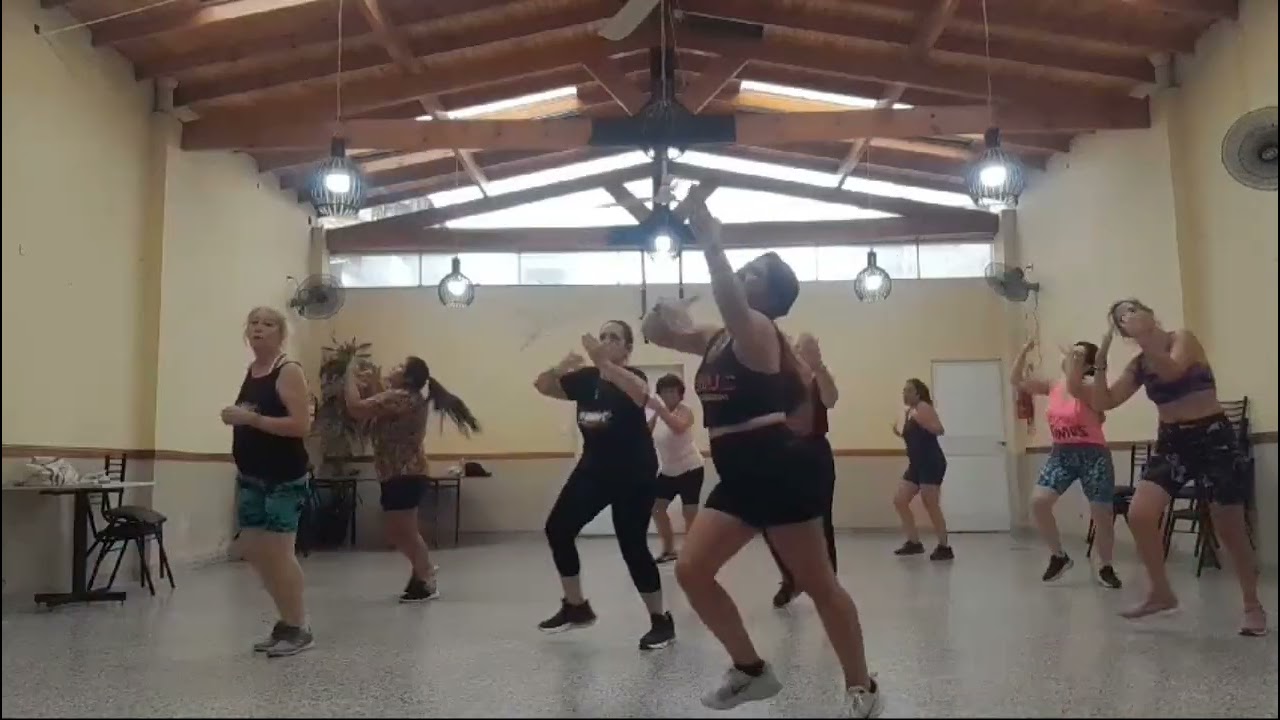 💥🎵ESA MORENA 🎤RICHI ANGEL 🫶🏻 CON MIS BELLAS DE LA MAÑANA 💃🏻❤️ COREO: JESICA OHANESSIAN