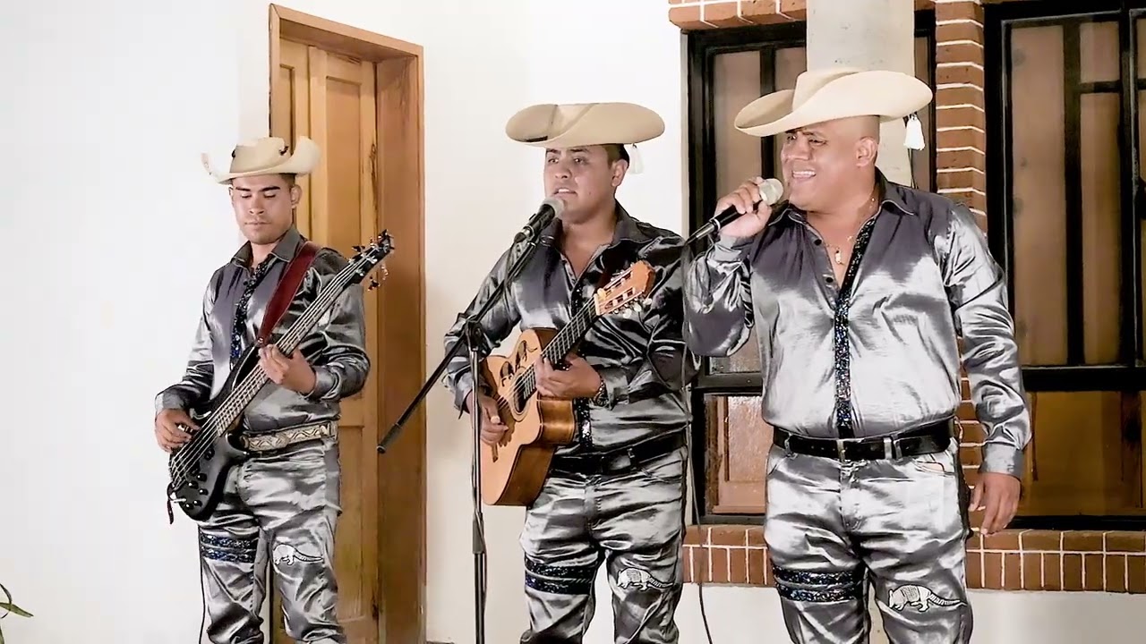 Dueto Los Armadillos de Rigo Flores- Los 5 burros cargados (Video)