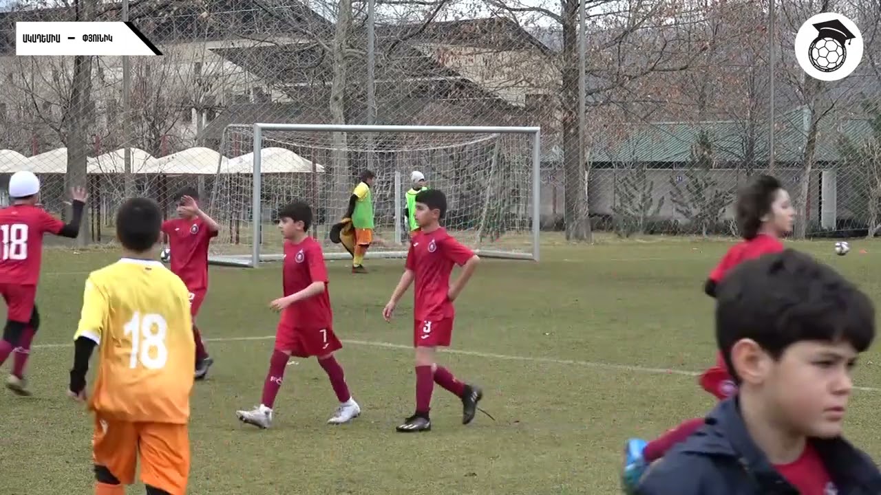 Ակադեմիա 13-3 - Փյունիկ 13-4
