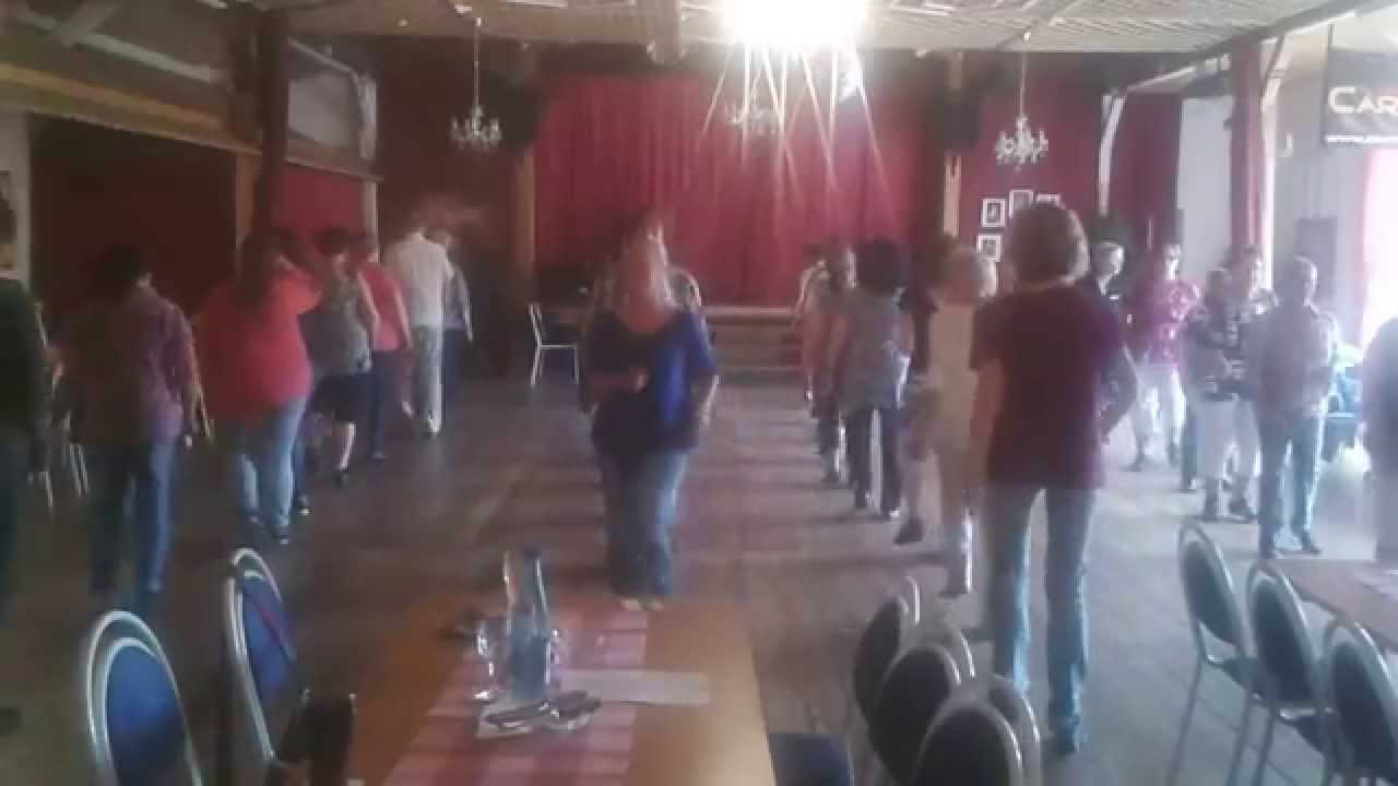 Line Dance Country Walking - Contra