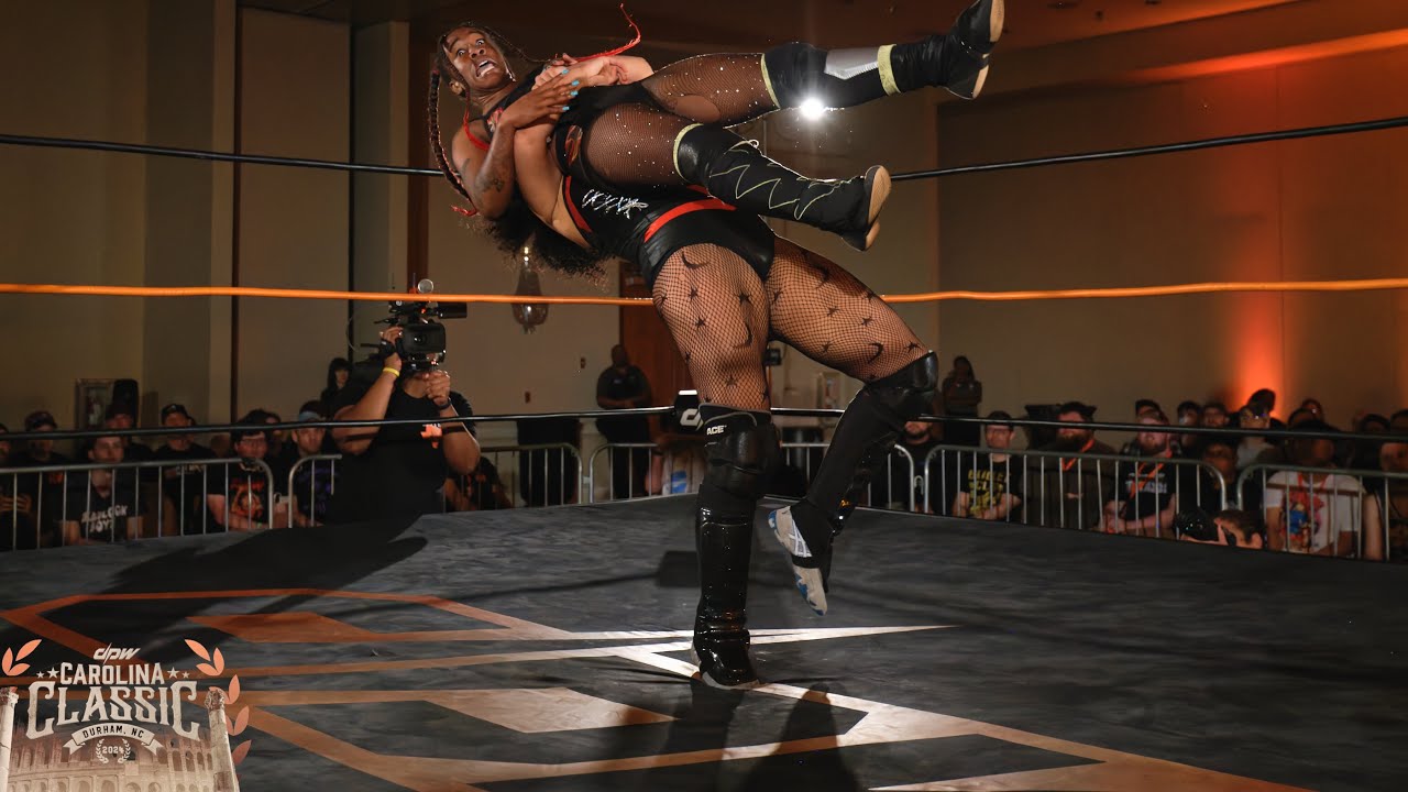 Leah Night vs. Jada stone