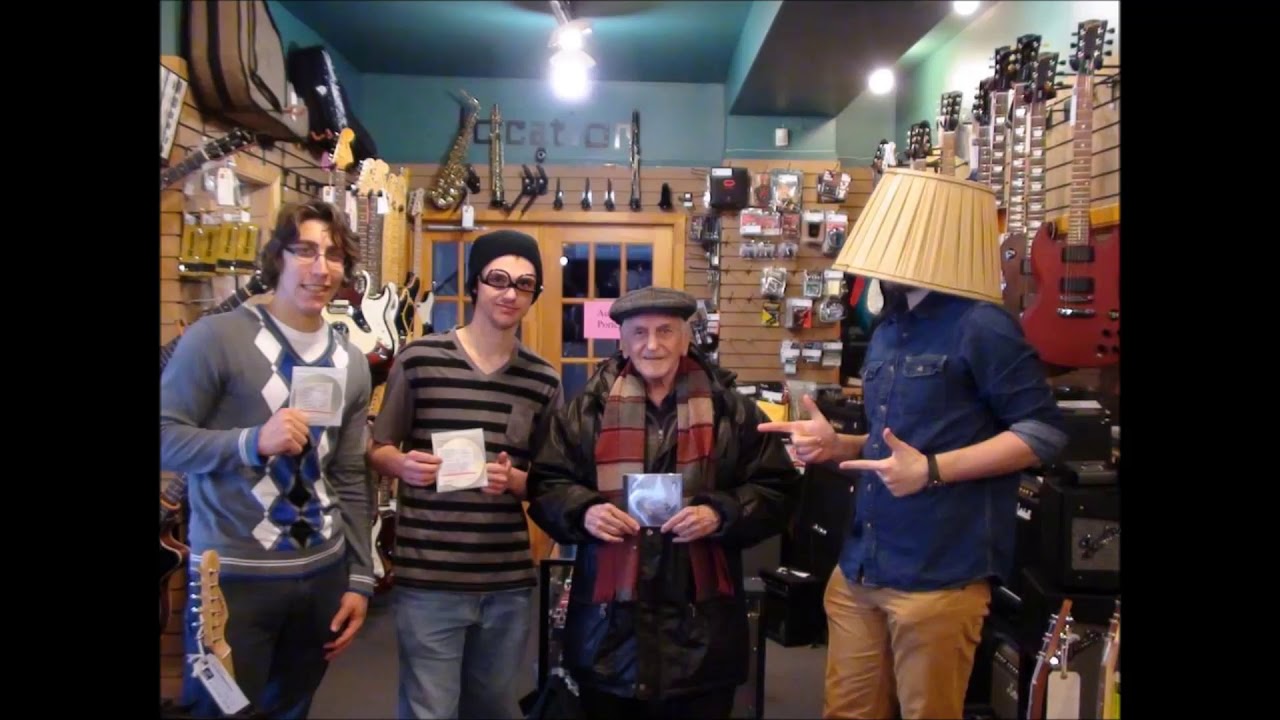 Light Bro,s - Normand L'Amour
