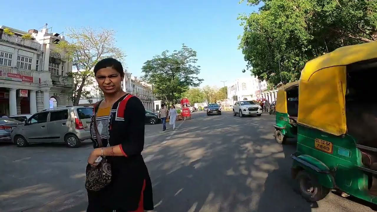 A visit to Connaught Place CP Market # Walking tour CP # New Delhi# April 2023# BMM Vlog