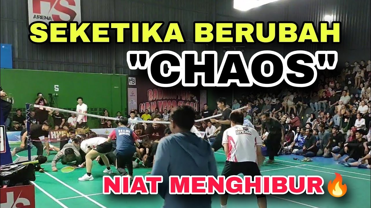 Penonton Masuk Lapangan 