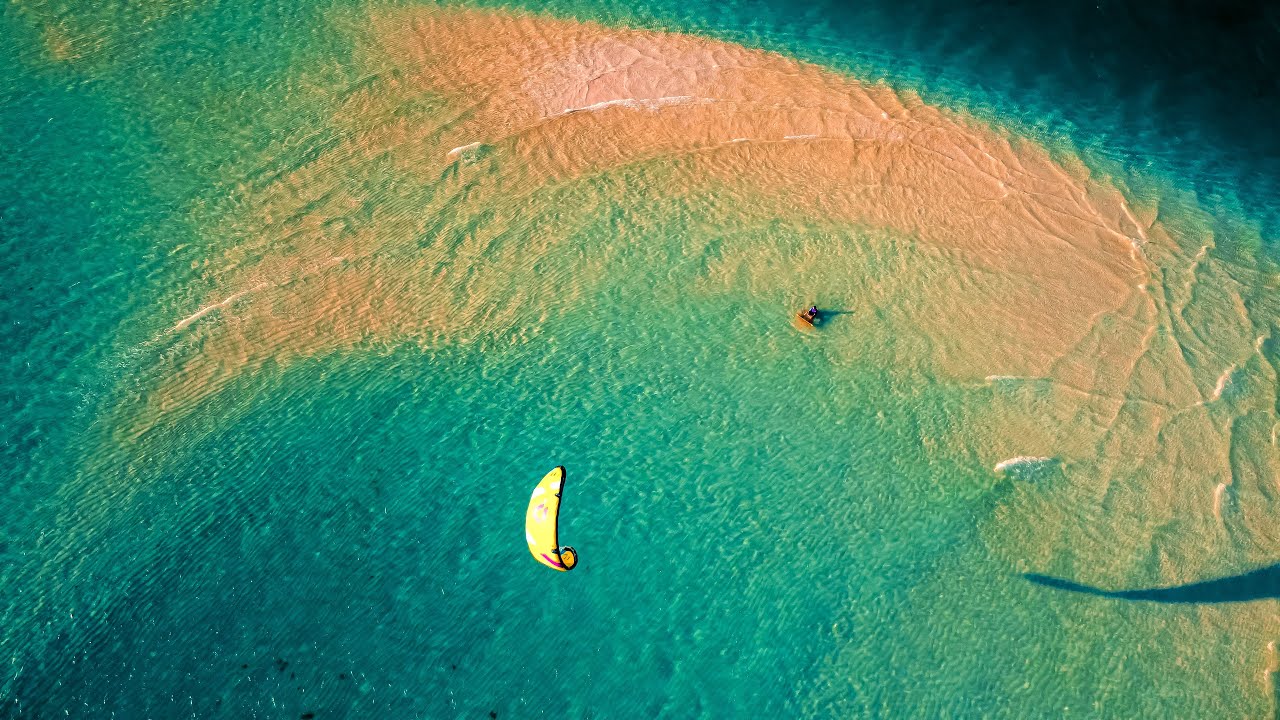 Bahamas Kitesurfing: Kiteboarding and Wing Foiling in San Salvador
