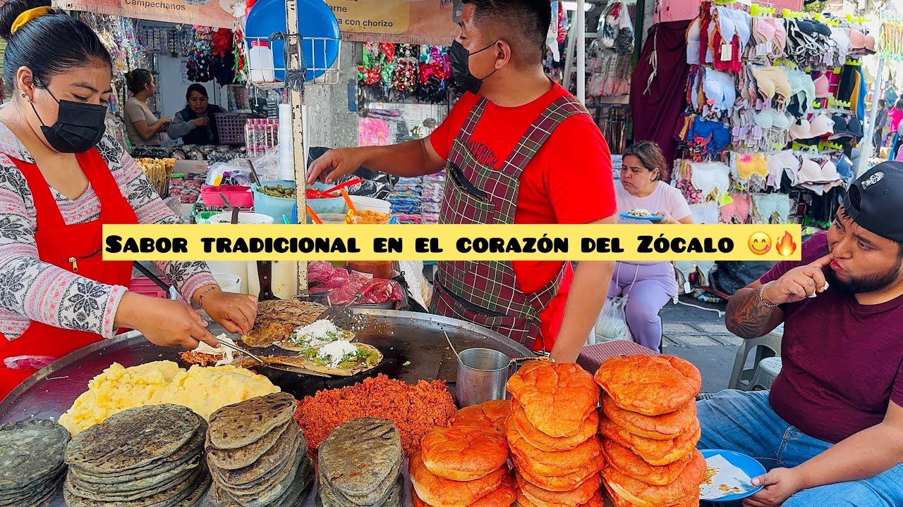 Pambazos, tacos y gorditas con maíz bien hecho😋, a pasos del Zócalo 🌮🔥#mexico#food#streetfood#travel