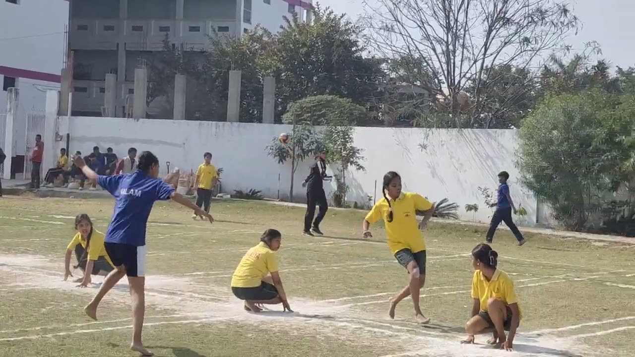 Girls Senior Kho-Kho Match (KALAM HOUSE vs MALVIYA HOUSE)
