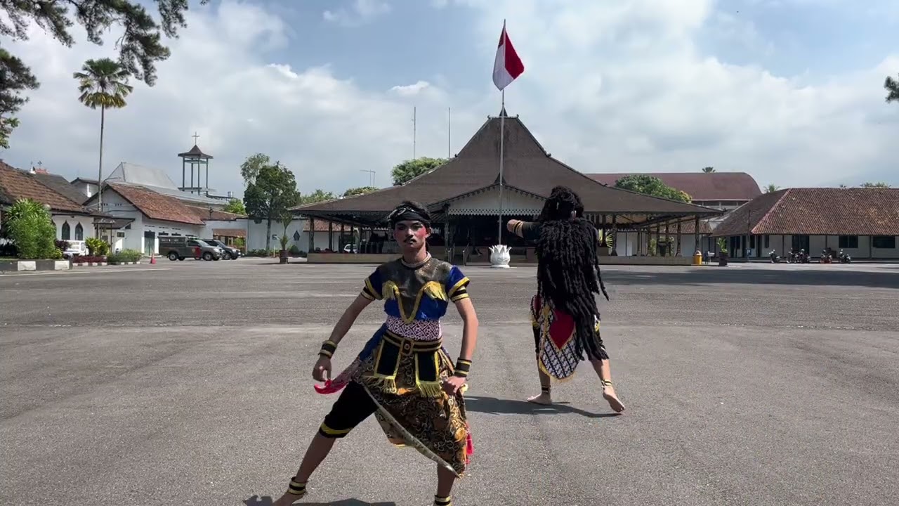 PEREBUTAN TAHTA | TARI KREASI KELOMPOK 1 XII H | SMAN 2 WONOSOBO