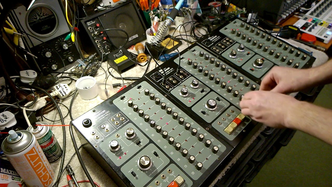 Roland System-100 Model-104 Sequencer
