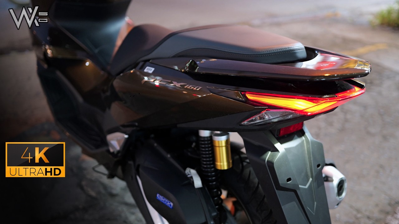 HONDA PCX 160 ROADSYNC 2026 - SIGNATURE BROWN - WALKAROUND