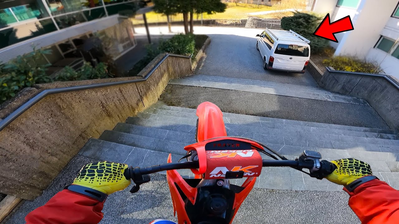 ELECTRIC Dirt Bike - A Case For The Police Chase
